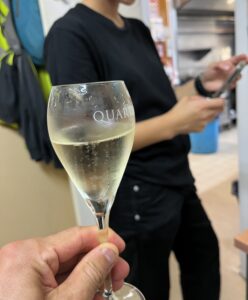 ニュージーランド　シャンパン